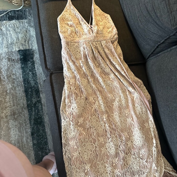 Dusty pink lace up maxi dress - Picture 2 of 6